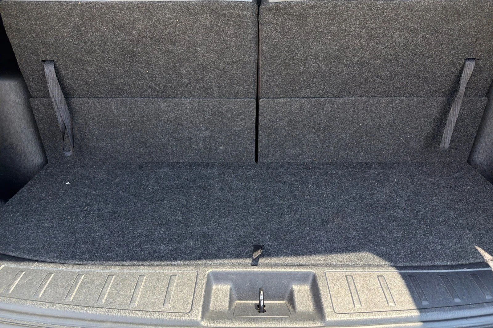 Used 2024  Mitsubishi SE image 18