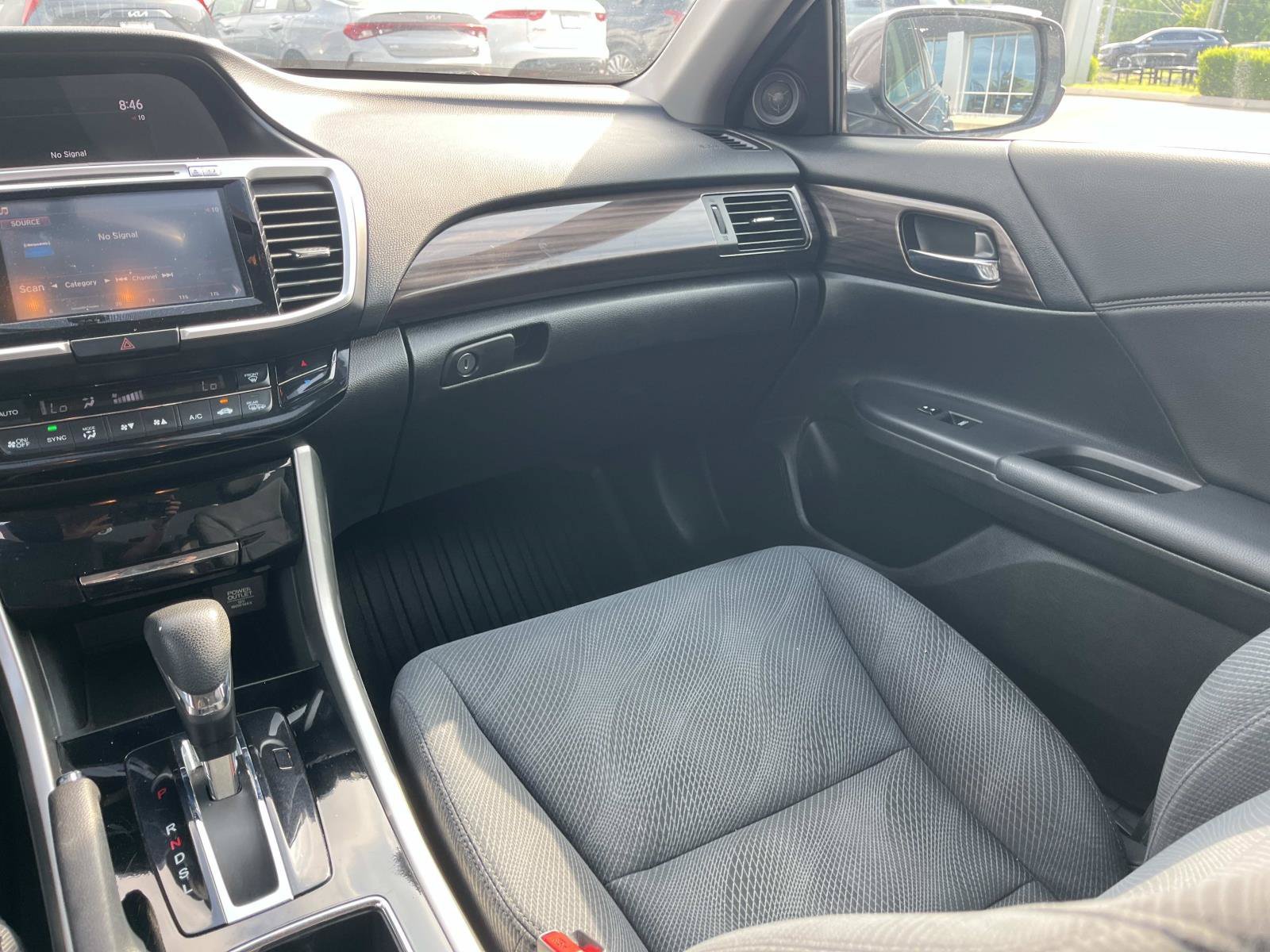 Used 2016 Modern Steel Metallic Honda EX image 14