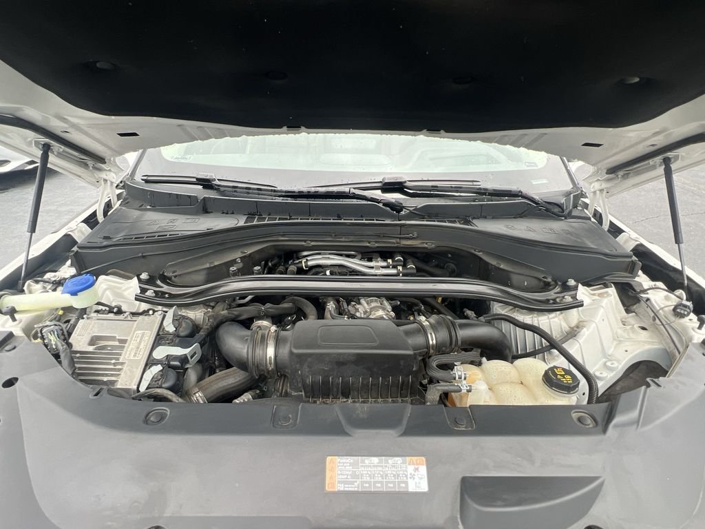 Used 2021 White Lincoln Reserve image 33