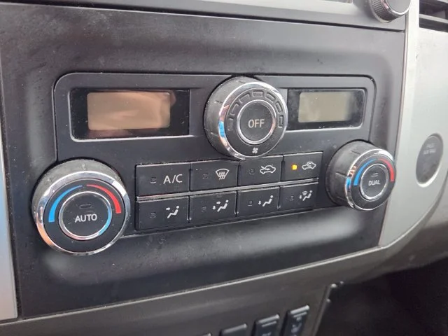 Used 2019 Black Nissan PRO-4X image 21