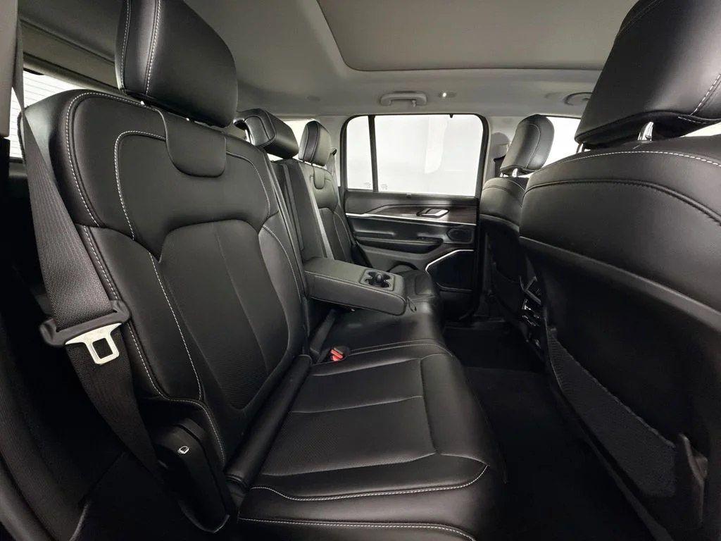 Used 2024 Black Jeep 4xe image 26