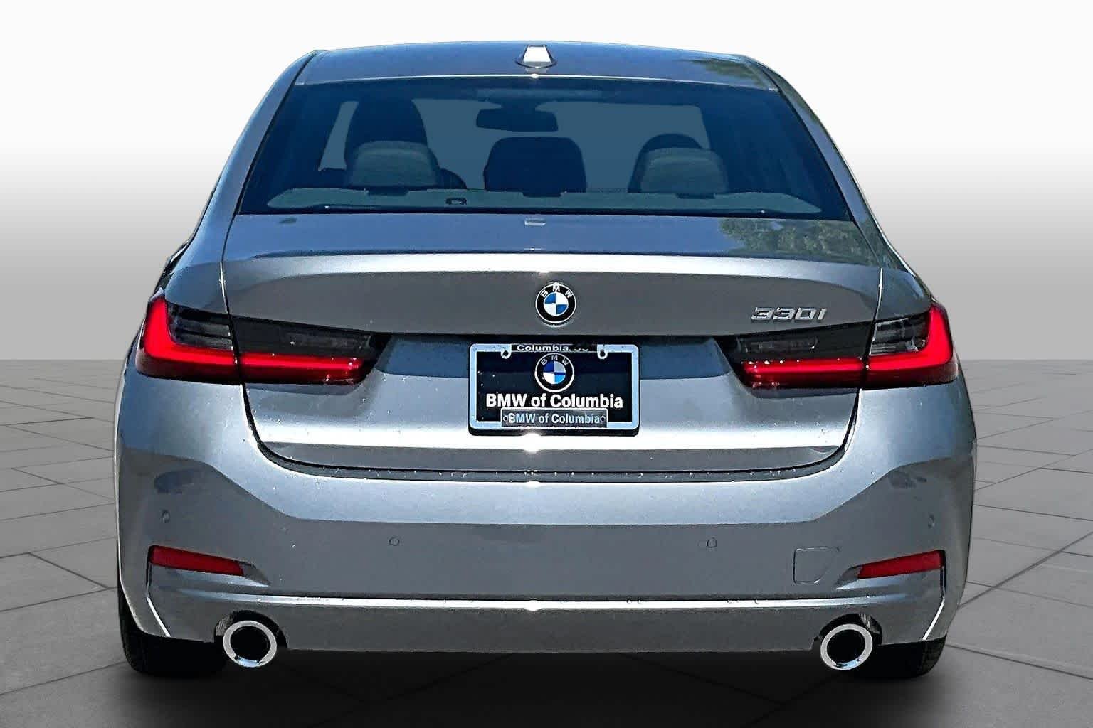 New 2026 Skyscraper Grey Metallic BMW 330i NA image 4