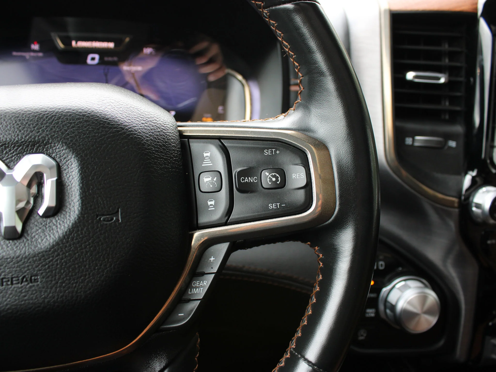 Certified Used 2023 Black RAM Limited Longhorn * HEMI V8 | Trailer Tow | Running Boards | Apple CarPlay | RamBox | Head-Up Display image 21