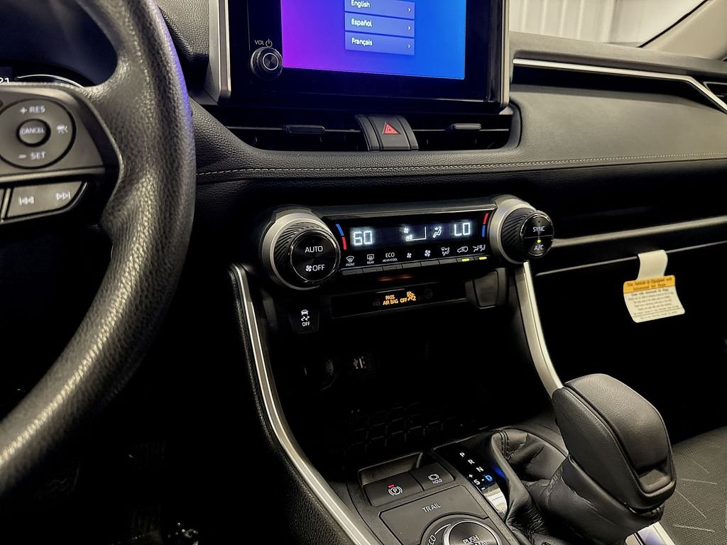 Used 2025  Toyota XLE image 15