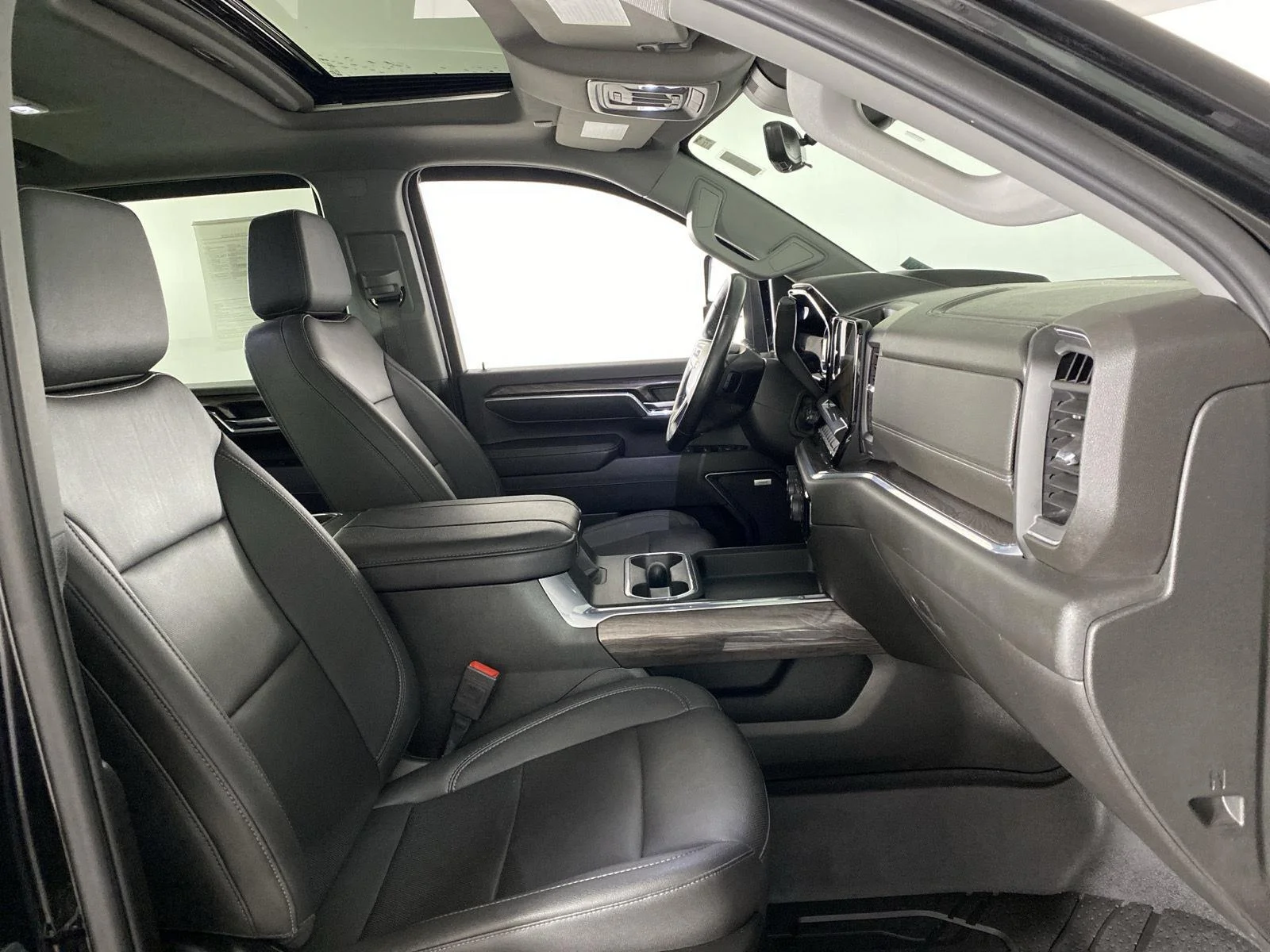 Used 2024 Black Chevrolet LTZ image 29