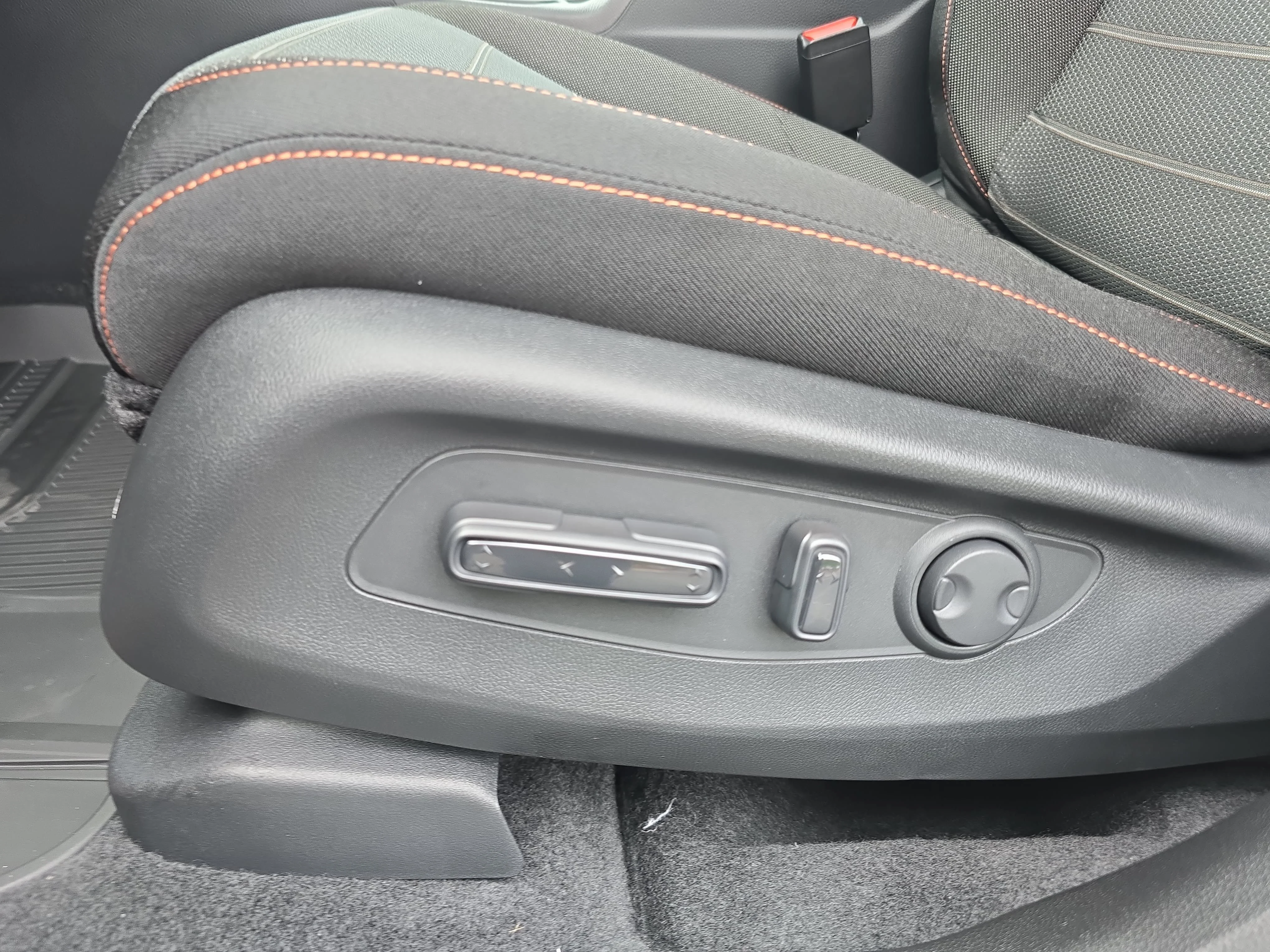 New 2026 Urban Gray Pearl Honda TrailSport image 29