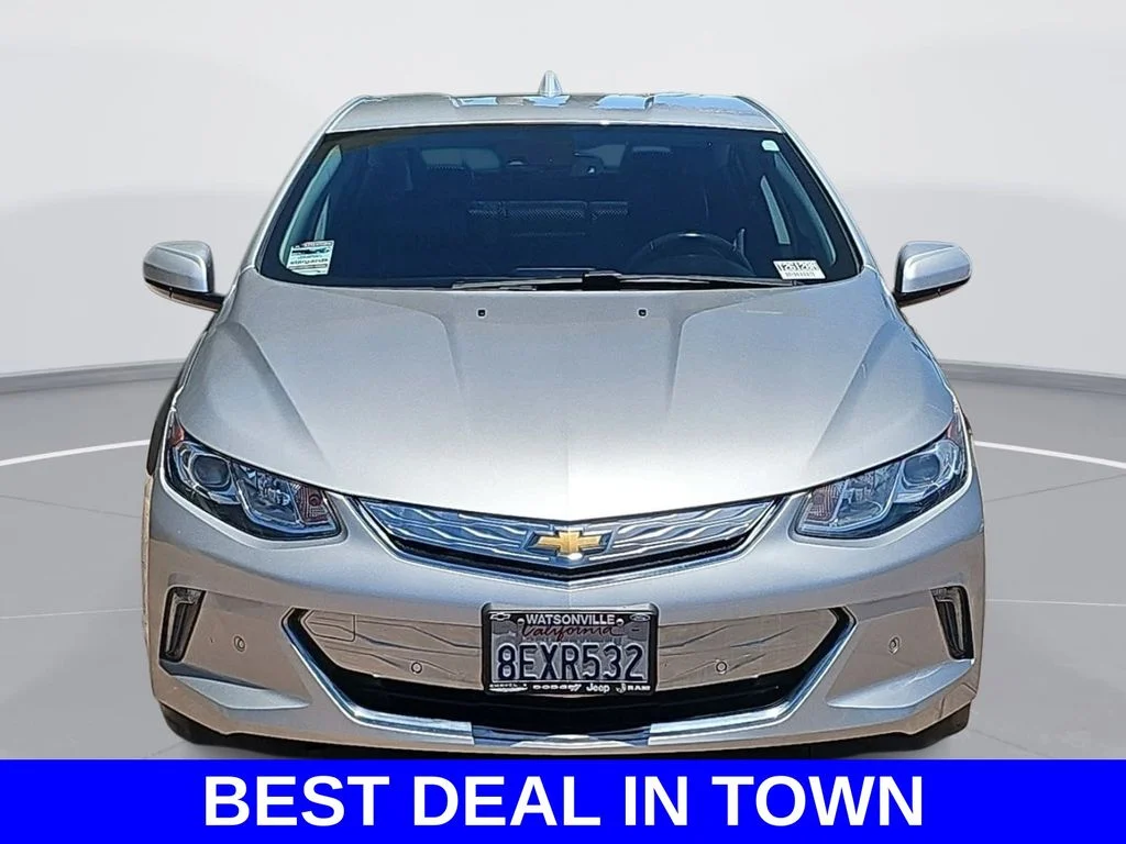 Used 2018 Silver Chevrolet Premier image 8