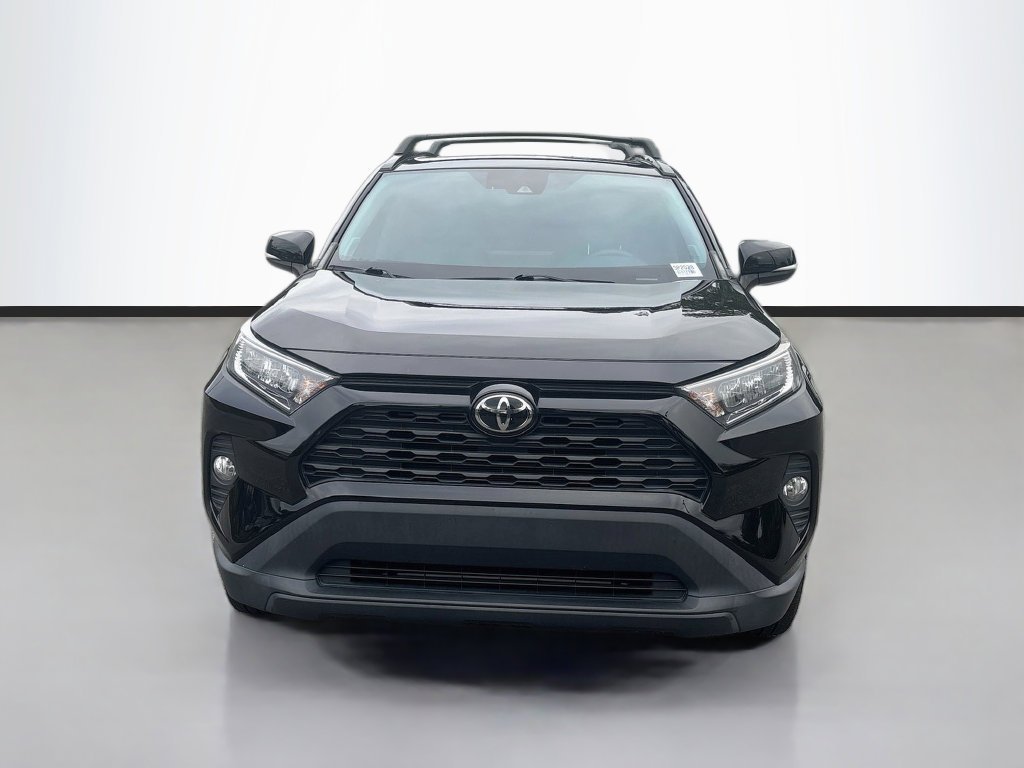 Used 2021 Black Toyota XLE Premium image 7