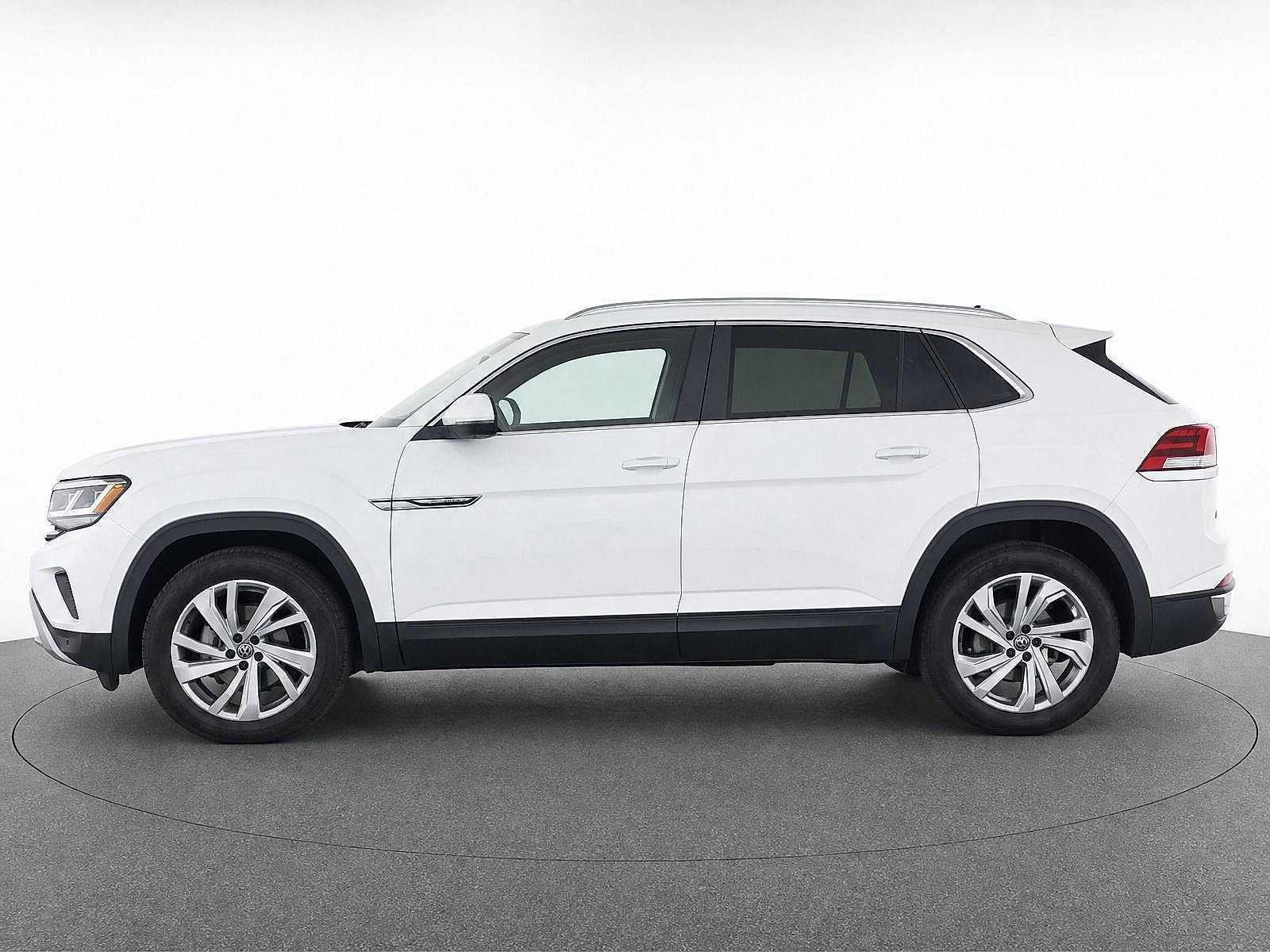 Used 2020 White Volkswagen 3.6L V6 SEL image 6