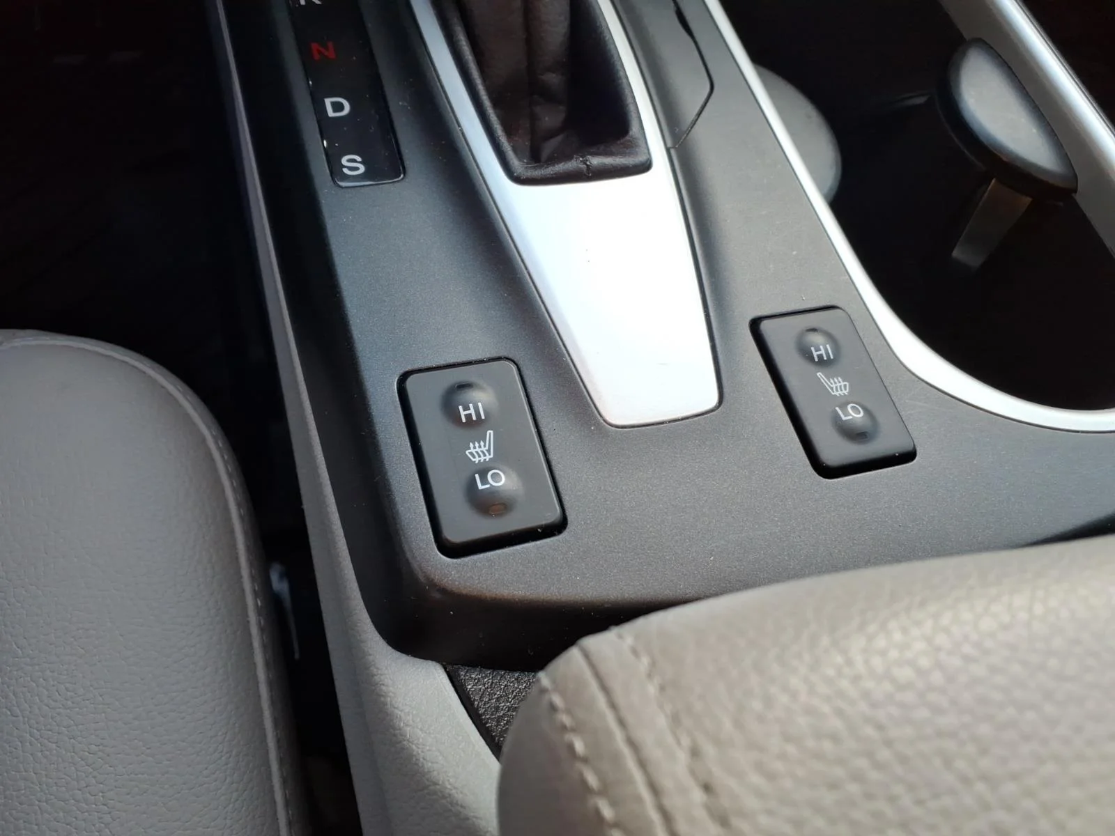 Used 2017 Lunar Silver Metallic Acura AWD with AcuraWatch Plus image 24