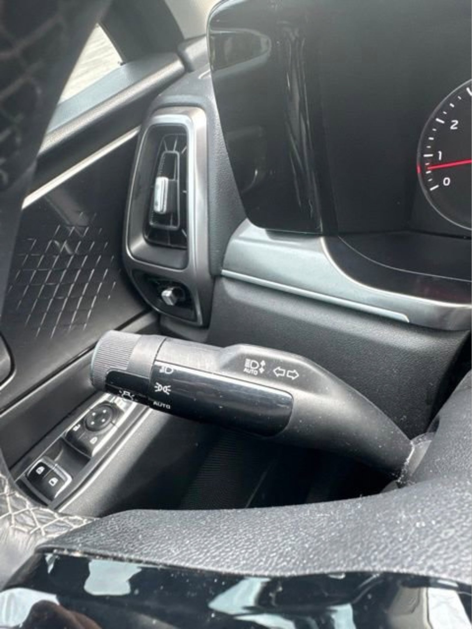 Used 2023 Ebony Black Kia S image 21