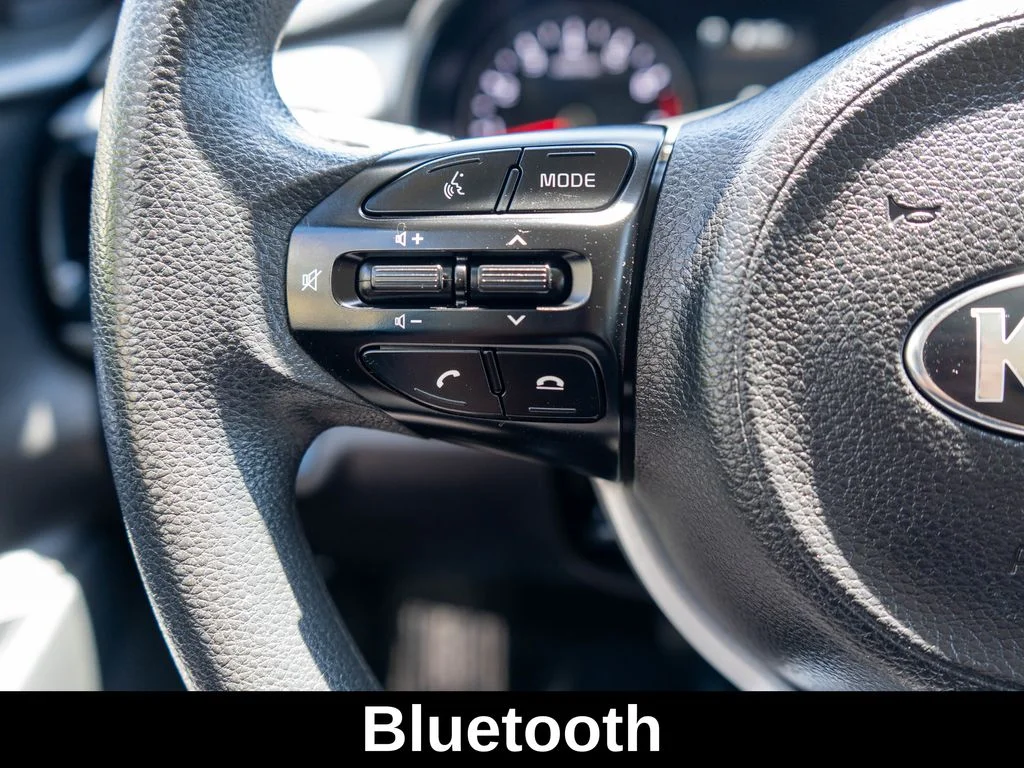 Used 2021 Blue Kia S image 19