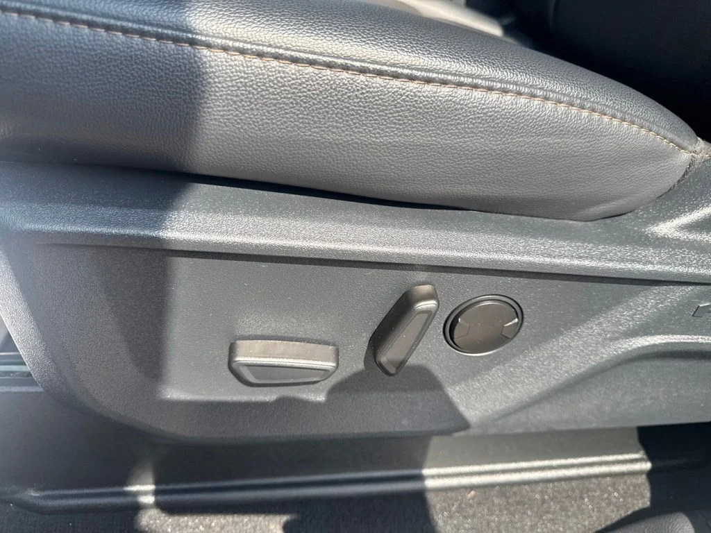 2025 Ford F-350 Super Duty Lariat - Photo 19
