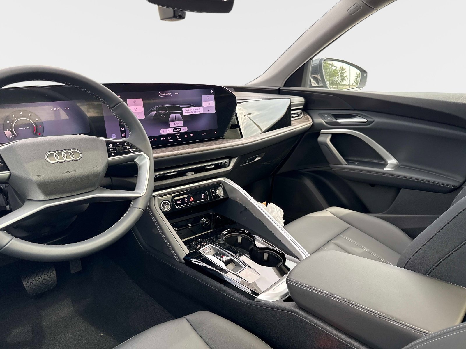 New 2026 Daytona Gray Pearl Effect Audi Premium image 14