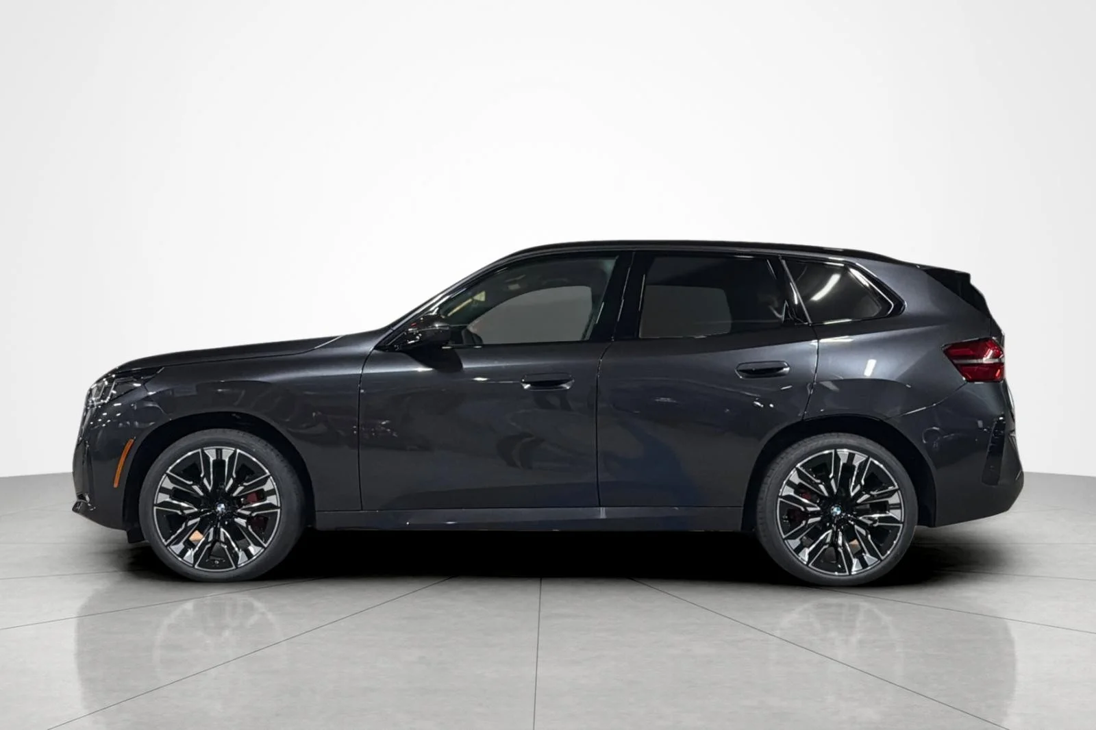 New 2026 Dark Graphite Metallic BMW 30 xDrive image 2