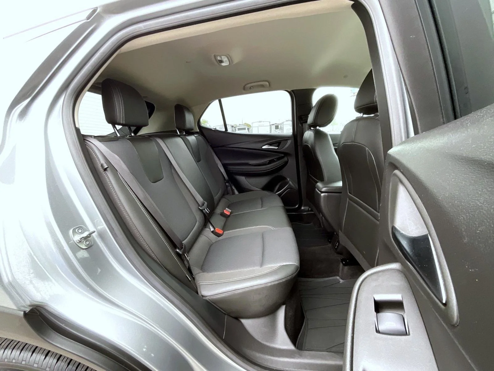 Used 2024 Gray Buick Preferred image 18