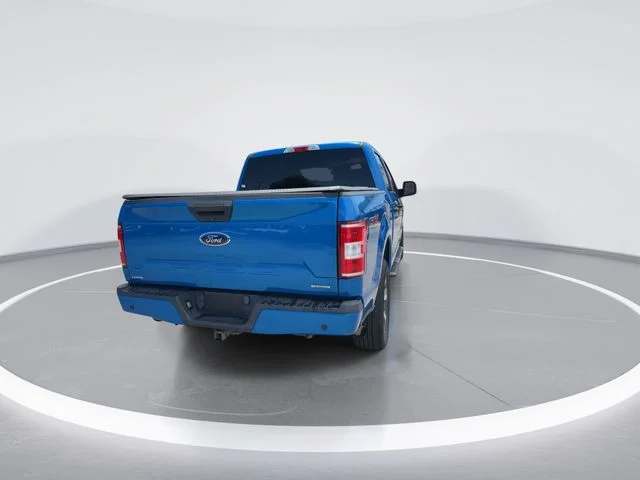 Used 2019 Blue Ford XL image 7