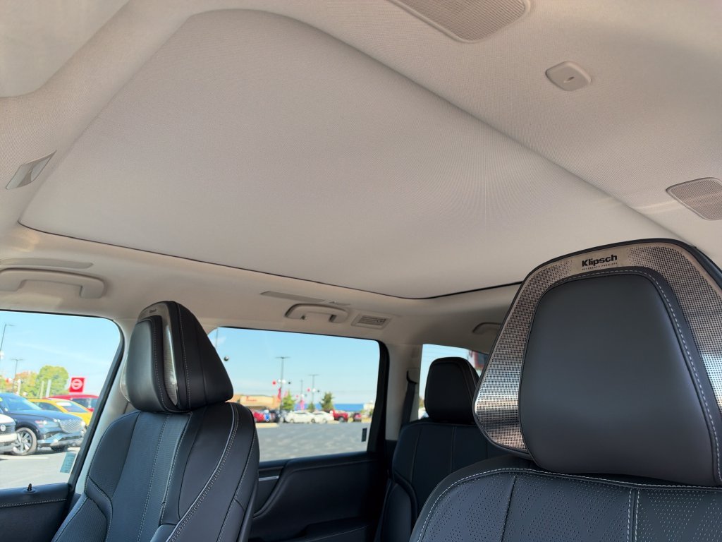 Used 2025 Silver INFINITI SENSORY image 24