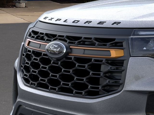 New 2026 Carbonized Gray Metallic Ford Tremor® image 17