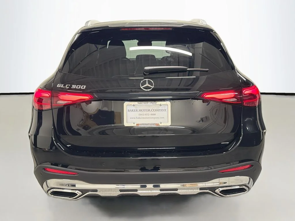 Certified Used 2026 Black Mercedes-Benz GLC 300 image 10