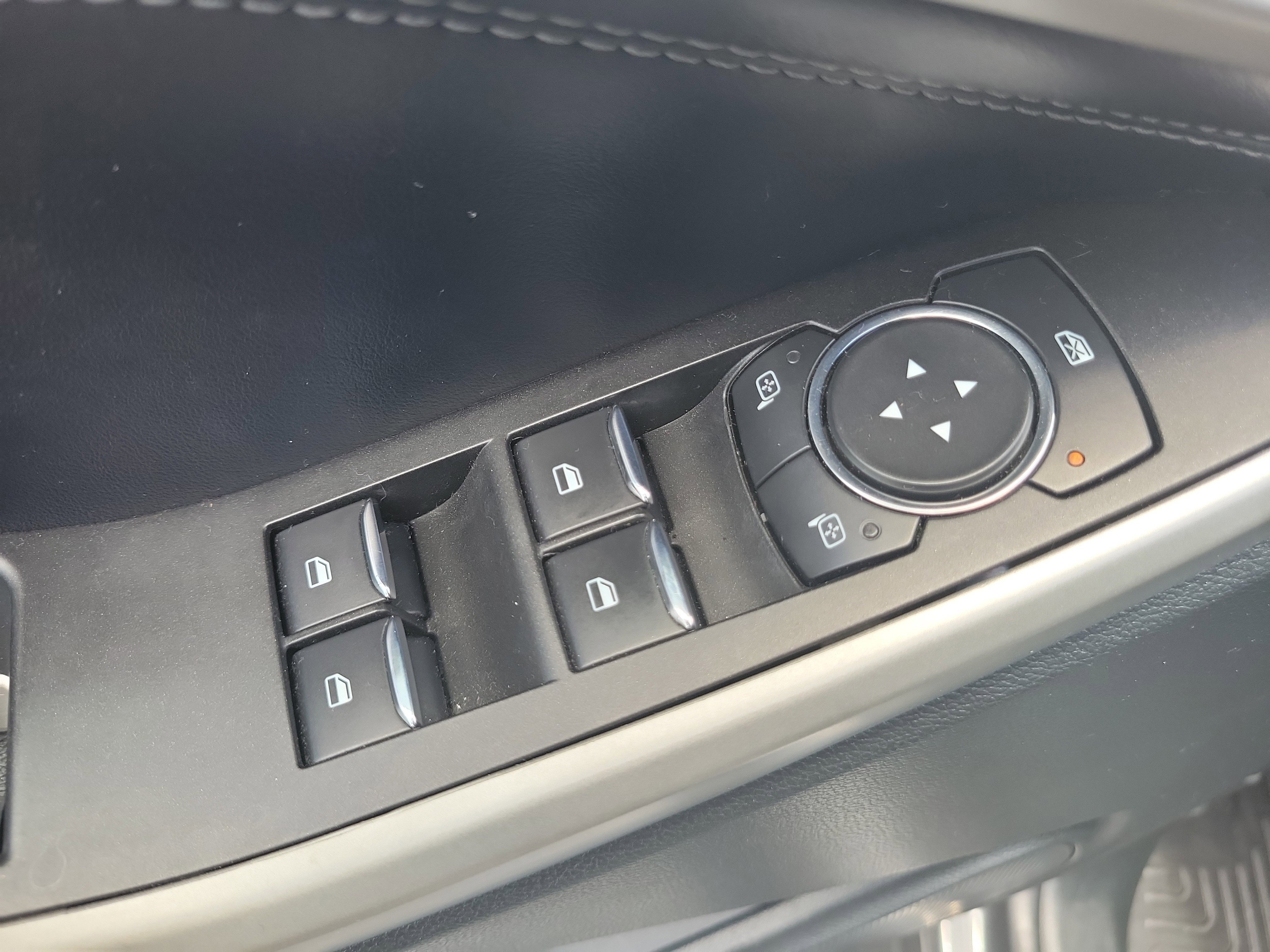 Used 2021 Gray Metallic Ford XLT image 24