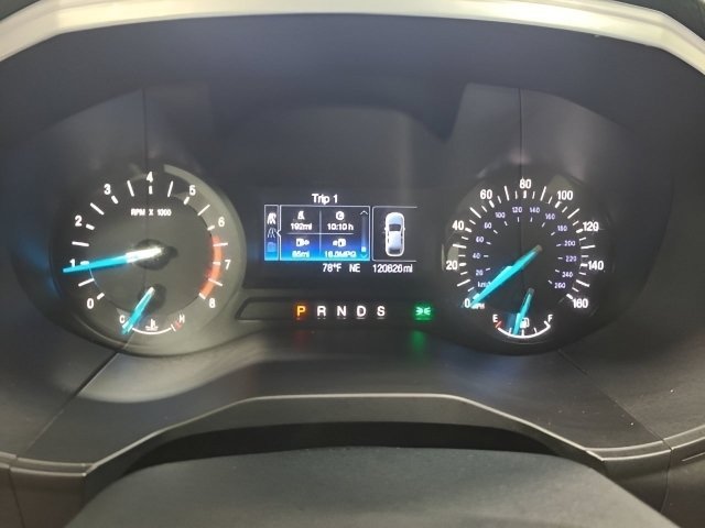 Used 2015 Oxford White Ford SE image 24