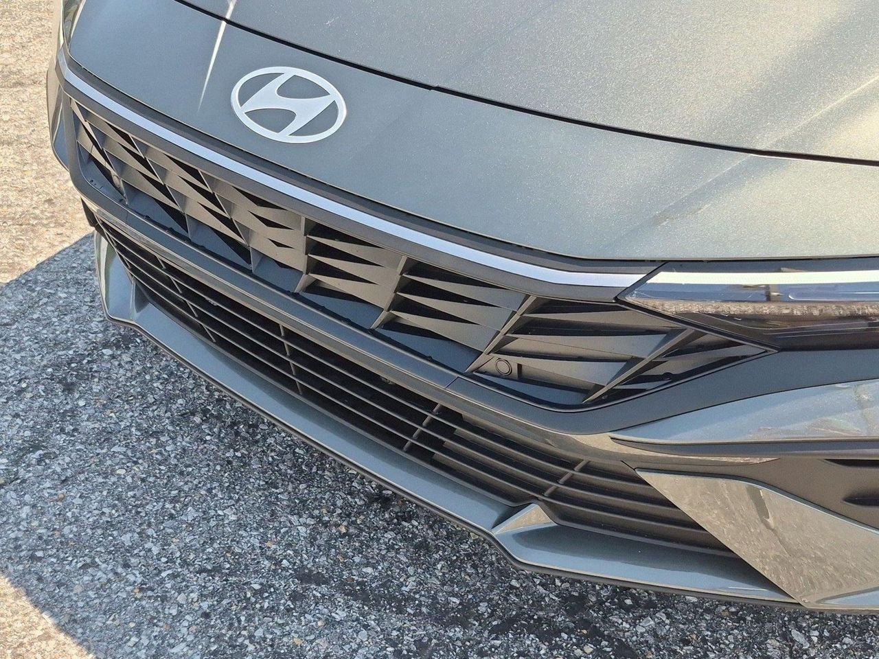 New 2026 Amazon Gray Hyundai SEL Sport Plus image 13