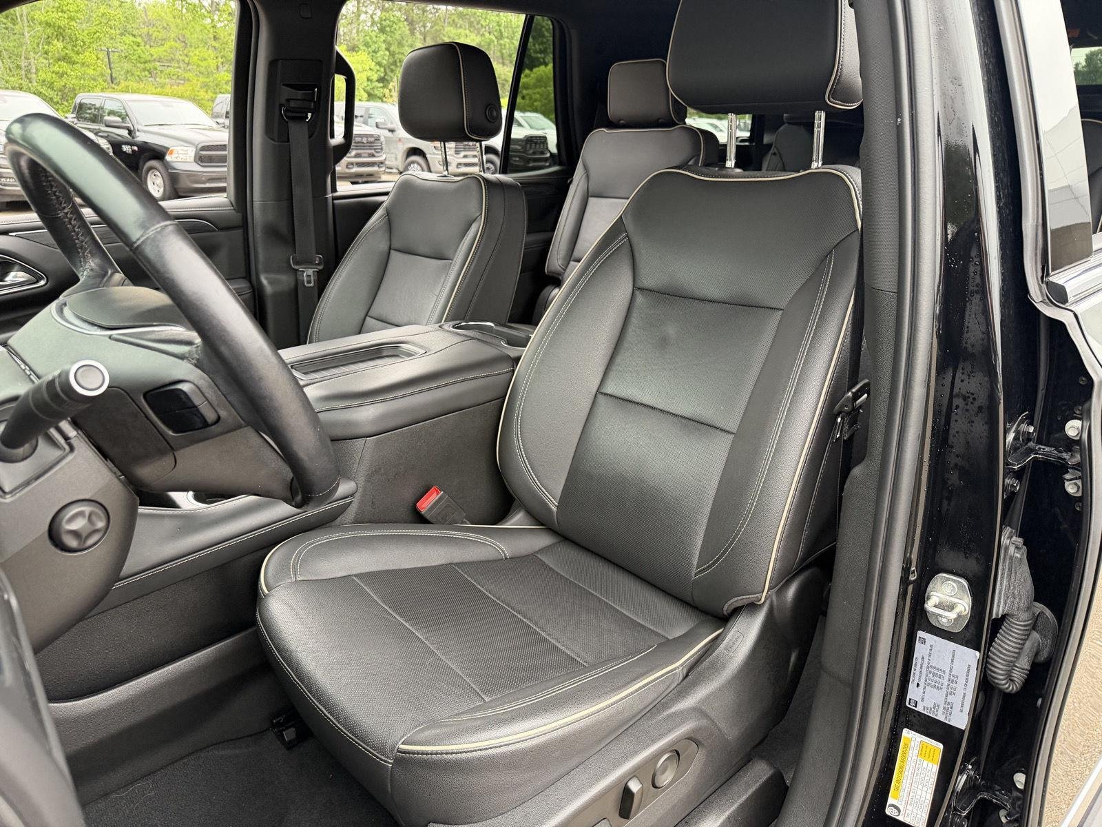 Used 2022 Onyx Black GMC SLT image 16