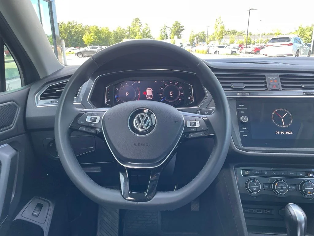 Used 2020 Gray Volkswagen  image 19
