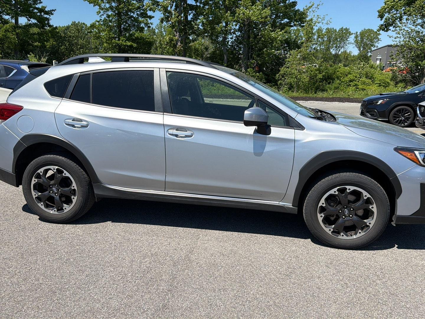 Used 2023 Ice Silver Metallic Subaru Premium image 7