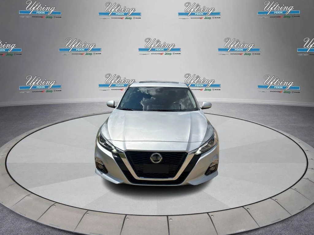Used 2022 Brilliant Silver Metallic Nissan 2.5 SL image 8