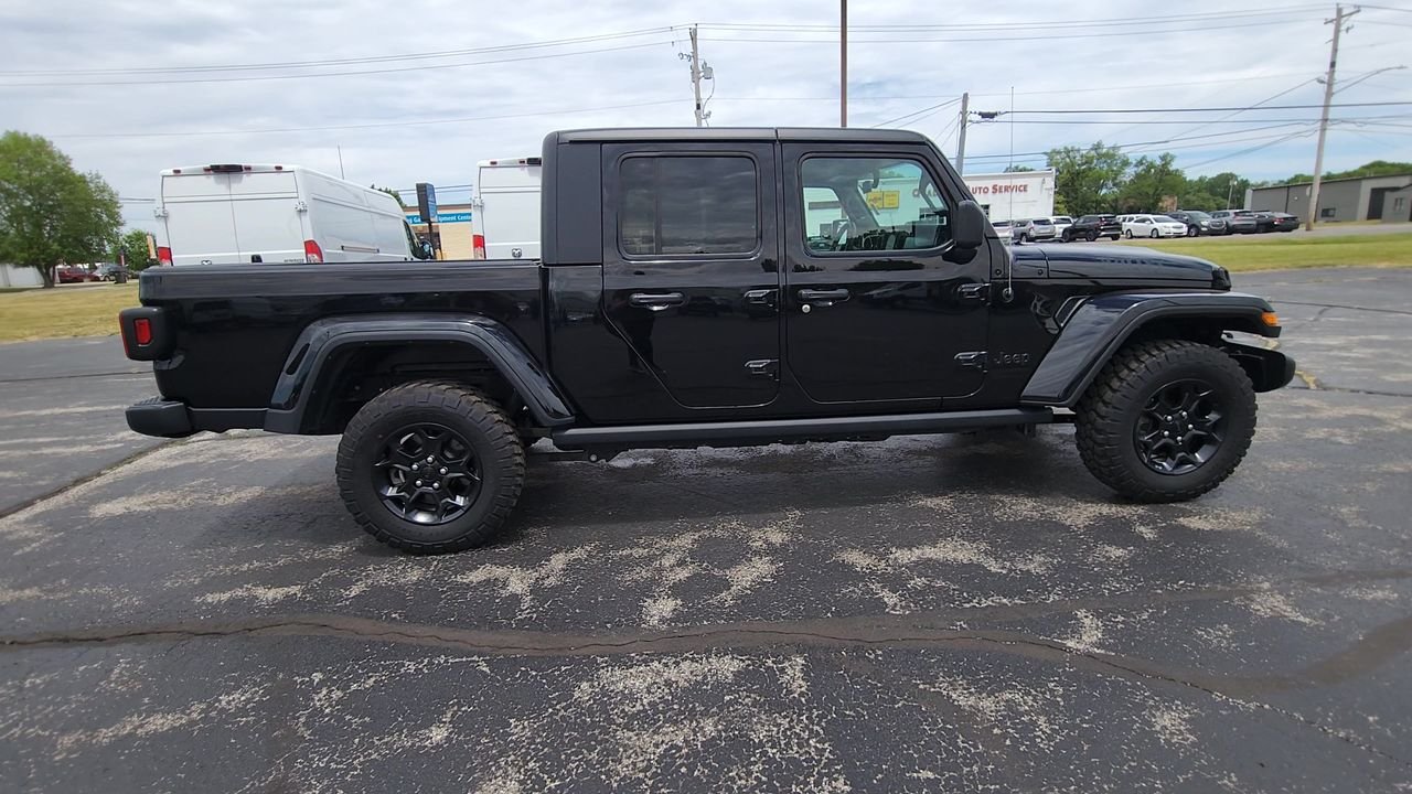 Used 2023 Black Jeep Willys image 9