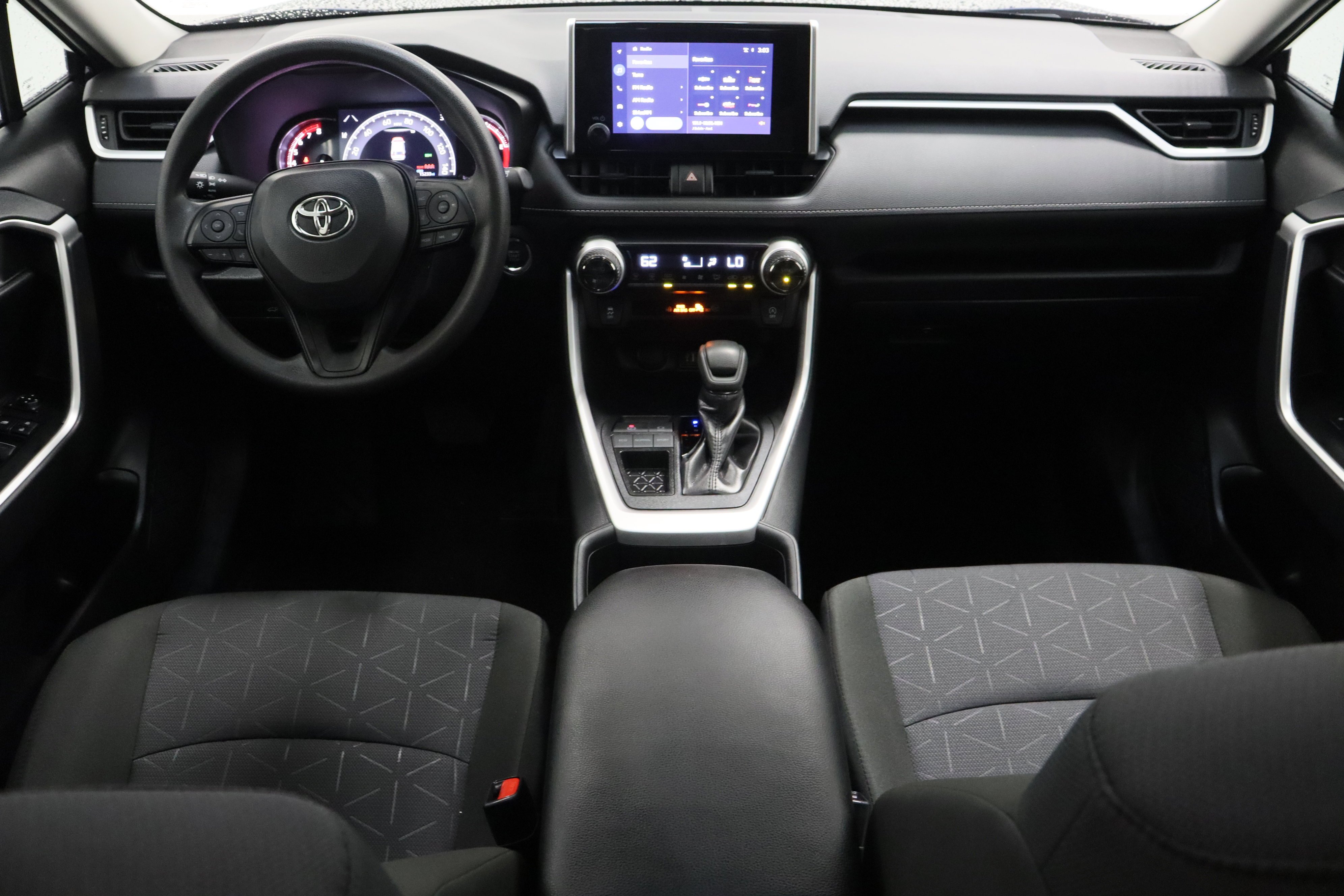 Used 2025 Blueprint Toyota XLE 2.5L image 31