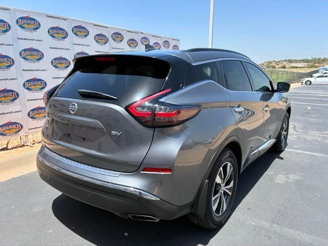 Used 2022 Gun Metallic Nissan SV image 4