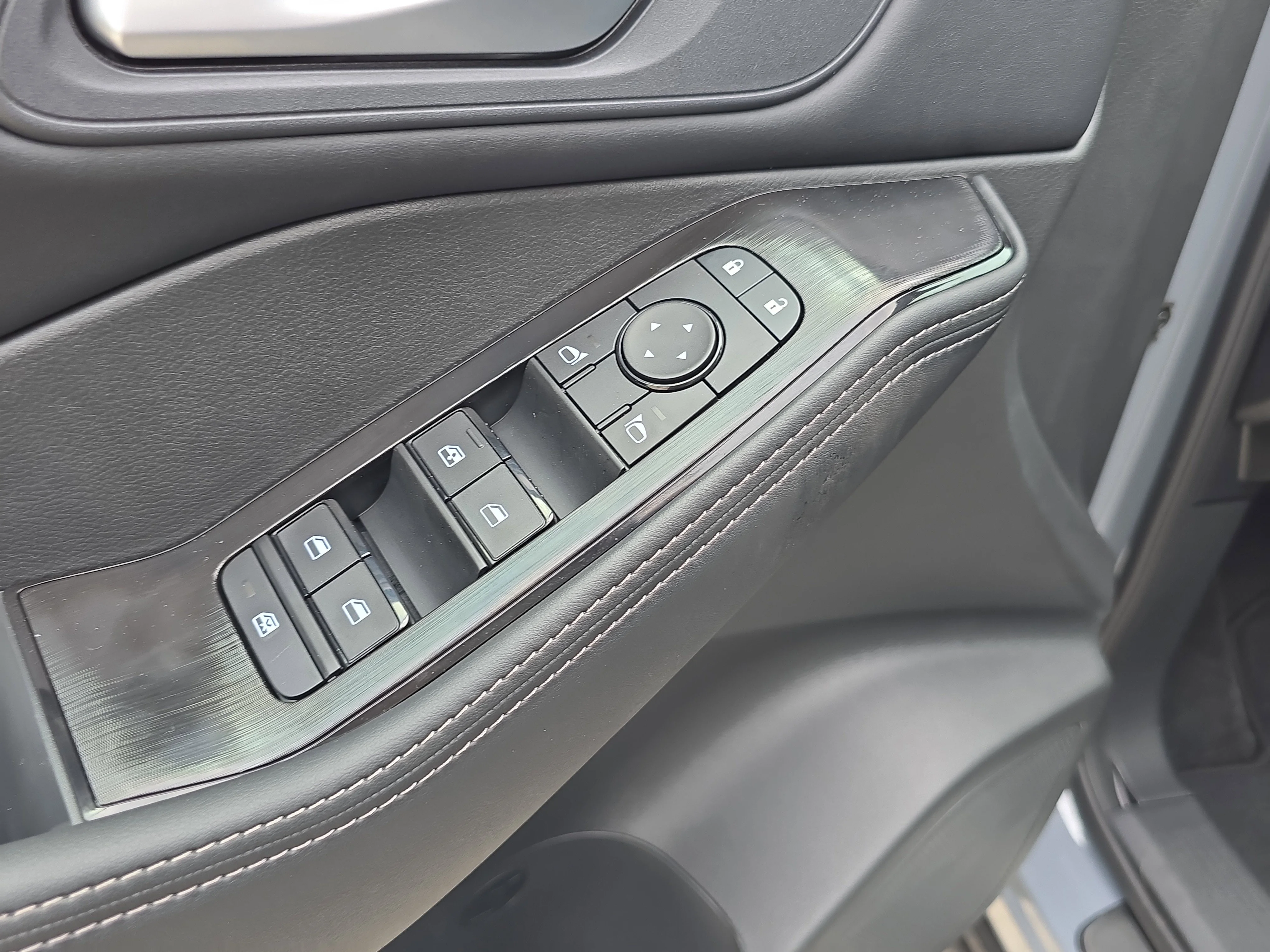 New 2026 Boulder Gray Pearl Nissan Dark Armor™ image 20