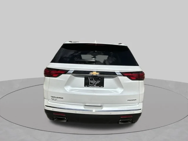 Used 2022 Beige Chevrolet Premier image 10
