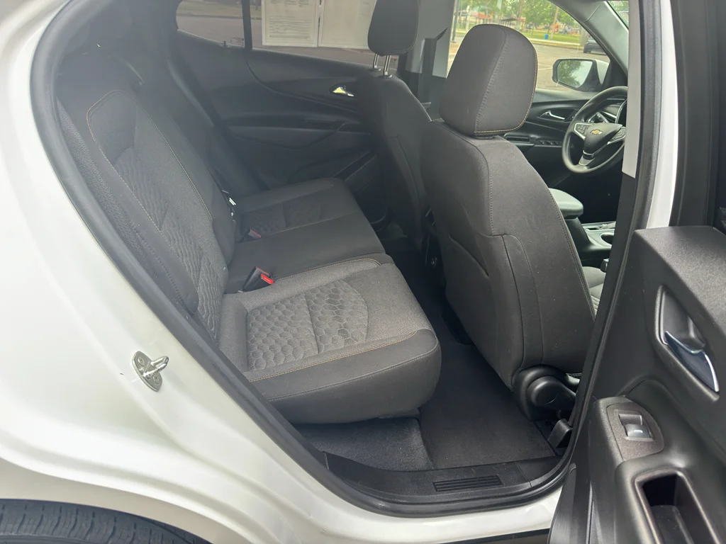 Used 2021 Summit White Chevrolet LT image 15