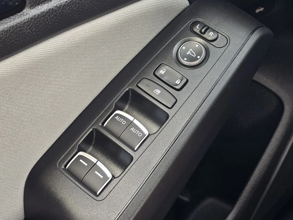 2025 Honda Civic Sport - Photo 23