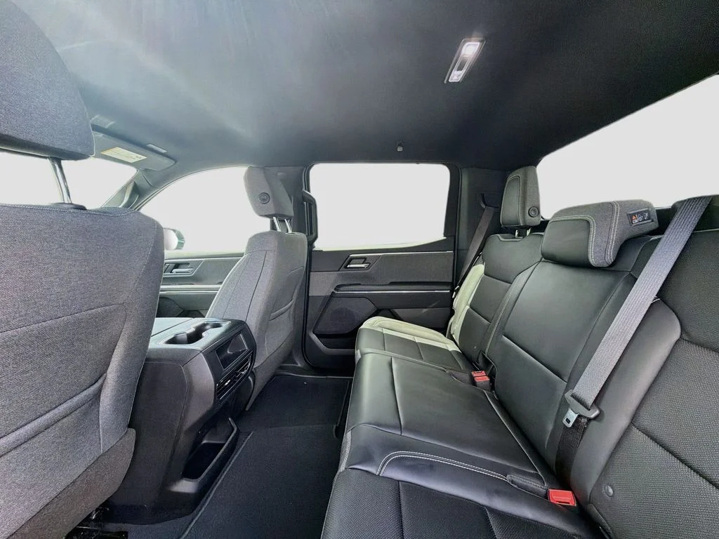 Used 2026 Ocean GMC Elevation image 26