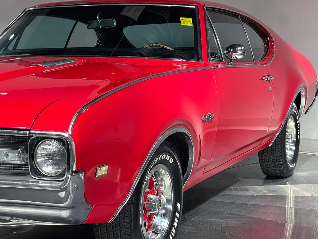 Used 1968 Red Oldsmobile  image 14