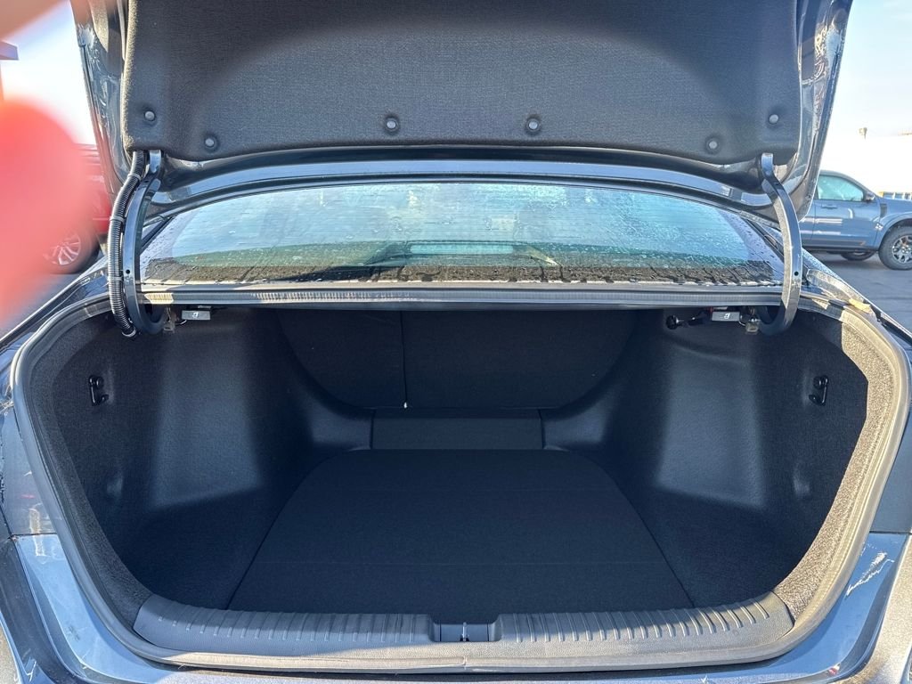 2025 Honda Accord SE - Photo 16