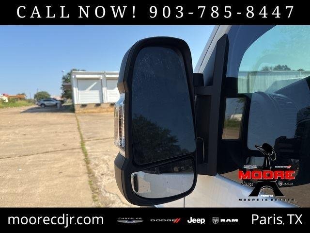 New 2026 Bright White Clear-Coat Exterior Paint RAM Tradesman image 11