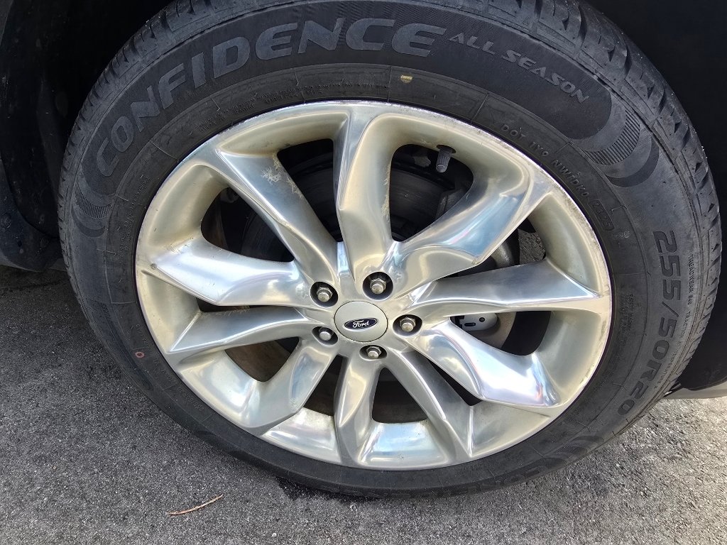 Used 2015 Magnetic Metallic Ford XLT image 16