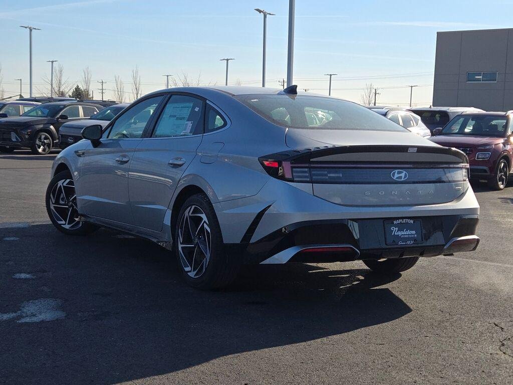 New 2026 Silver Hyundai SEL Sport image 15
