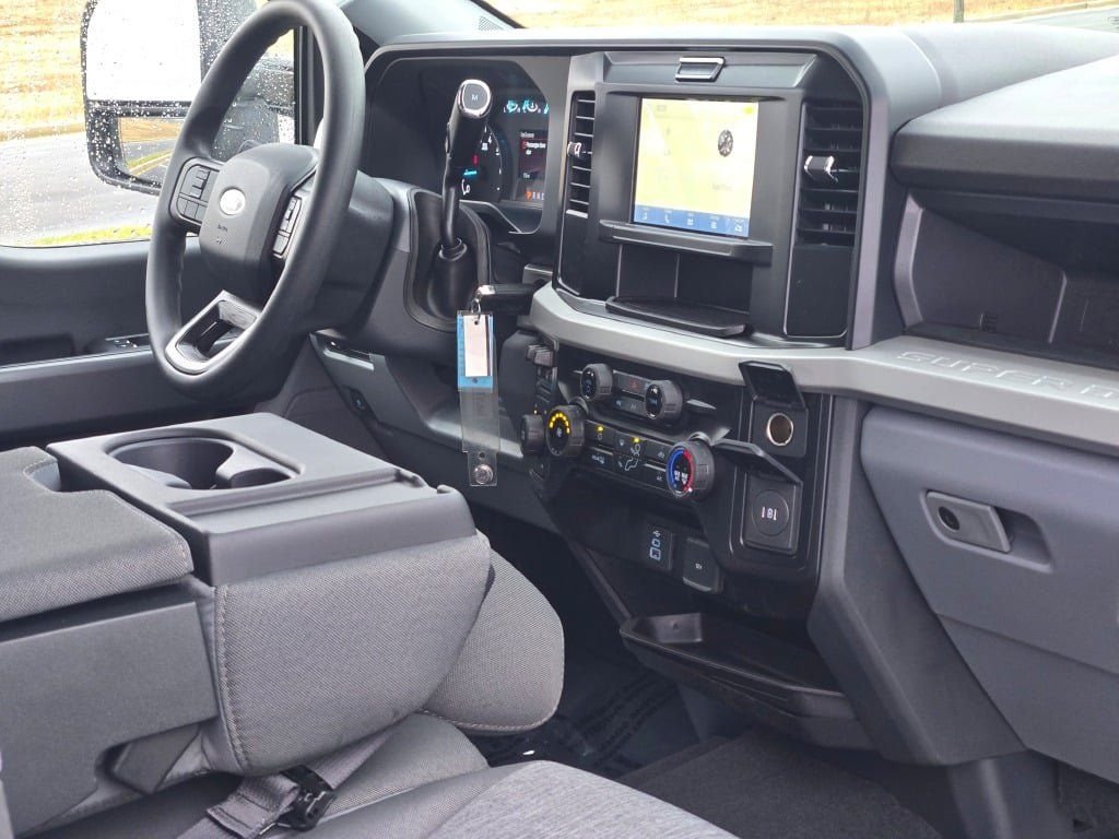 New 2026 White Ford XL image 7