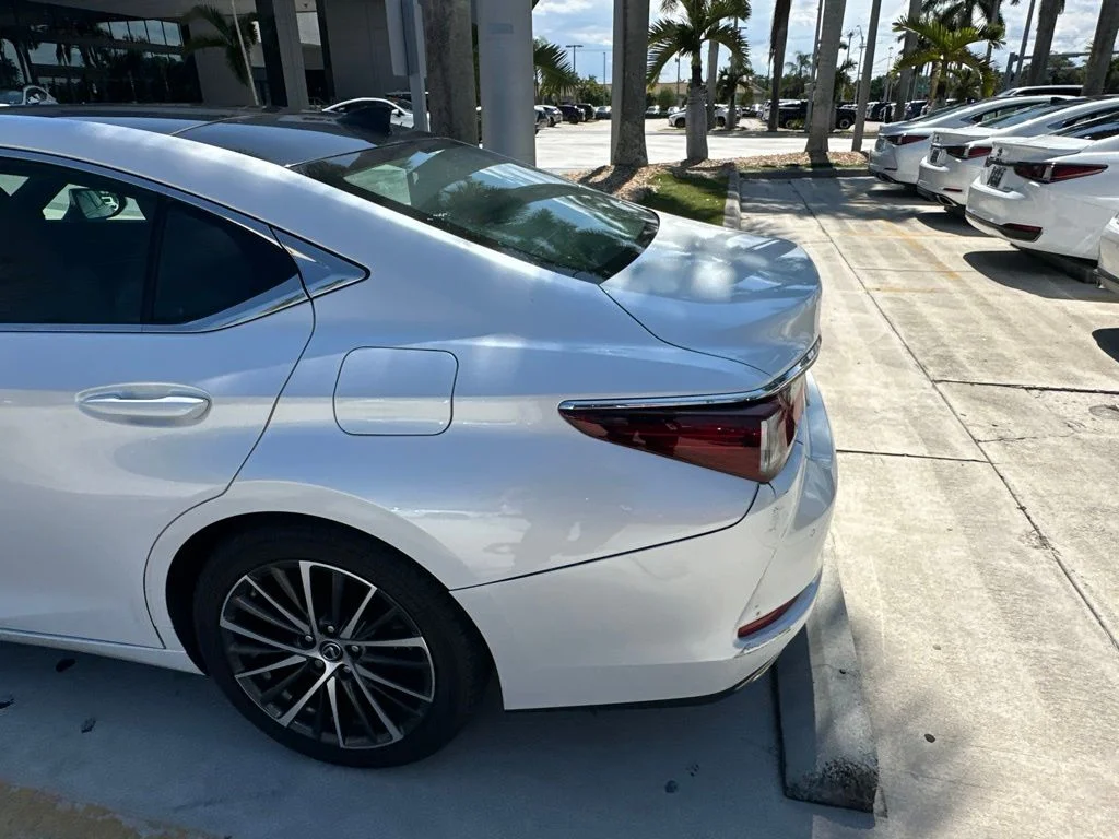 Used 2023 Eminent White Pearl Lexus 350 image 13
