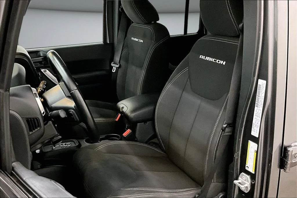 Used 2018 Gray Jeep Unlimited Rubicon image 21