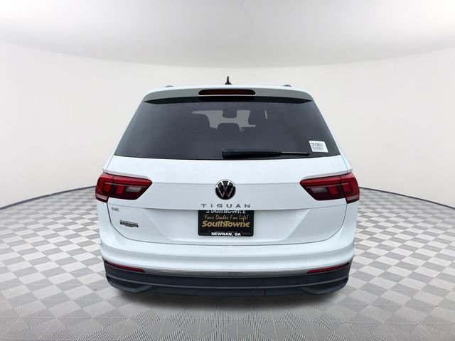 Used 2022 White Volkswagen 2.0T SE image 6