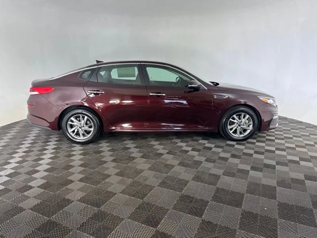 Used 2019 Purple Kia LX image 4
