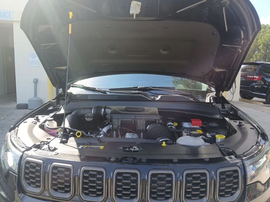 Used 2026 Black Jeep Latitude image 20